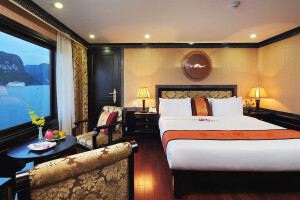 Starlight Cruise 3 Days 2 Nights Suite Balcony