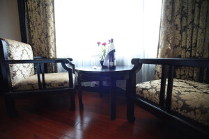 Executive Cabin image 2