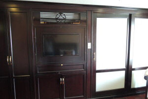 Deluxe Cabin image 2