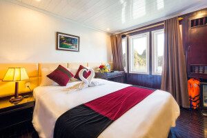 Paloma Cruise 2 Days 1 Night Deluxe Ocean View