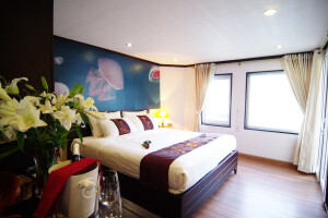 Sealife Cruise Halong Bay 2 Days 1 night Suite Balcony
