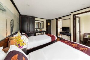 Executive Suite image 2