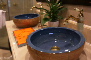 Indochine Suite image 2