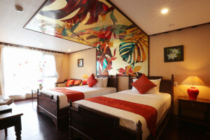 Indochine Suite image 2