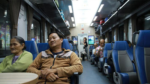 Hanoi to Da Nang (by Vietnam Railway)