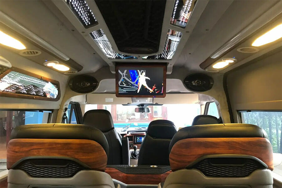 Ninh Binh to Halong limousine van 5