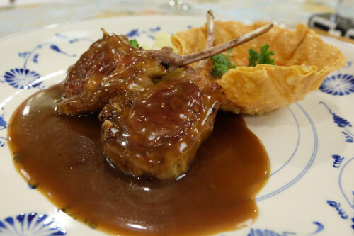 Emperor Cruises Halong 3 Days 2 Nights 6