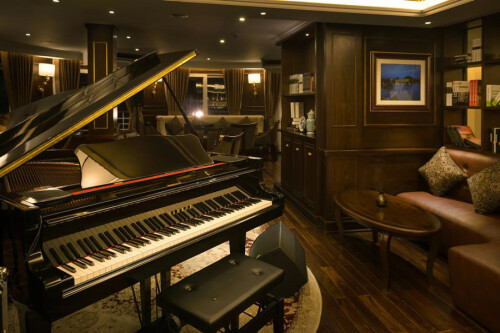 Paradise Elegance Cruise 3 Days 2 Nights 2